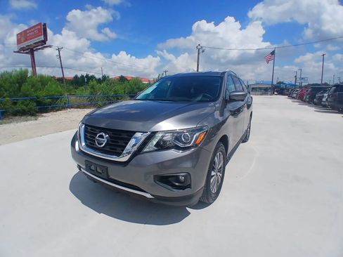 Used 2020 Nissan Pathfinder SL FWD image 1