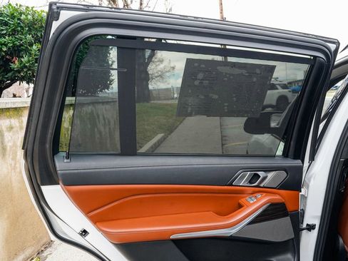 Used 2023 BMW X7 M60i w/ Executive Package image 19