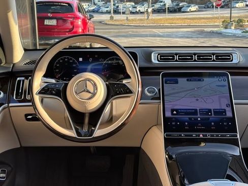 Certified 2023 Mercedes-Benz S 500 4MATIC image 30