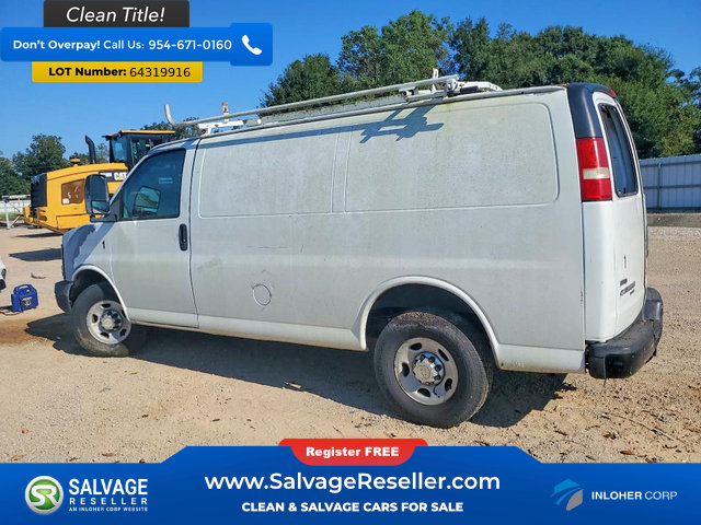 Used 2011 Chevrolet Express 2500 RWD image 3