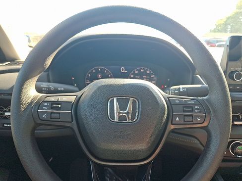New 2025 Honda Accord SE image 10
