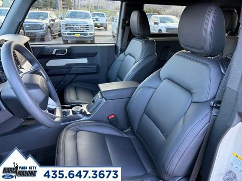 Used 2025 Ford Bronco 2-Door AWD/4WD image 13