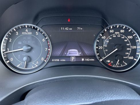 Used 2024 Nissan Armada SL RWD image 22