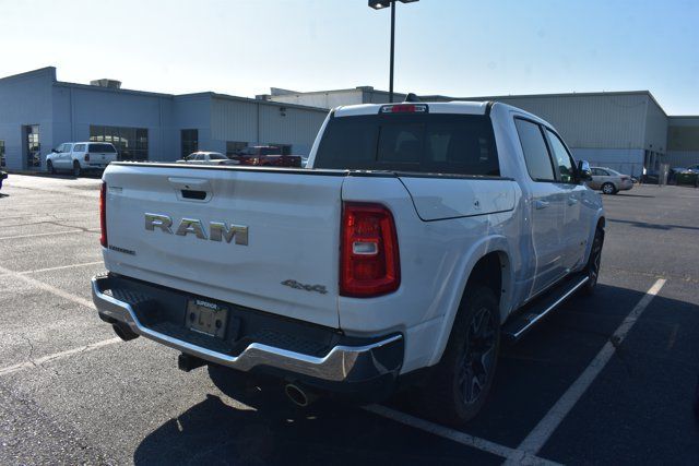 Used 2025 RAM 1500 Laramie AWD/4WD image 4