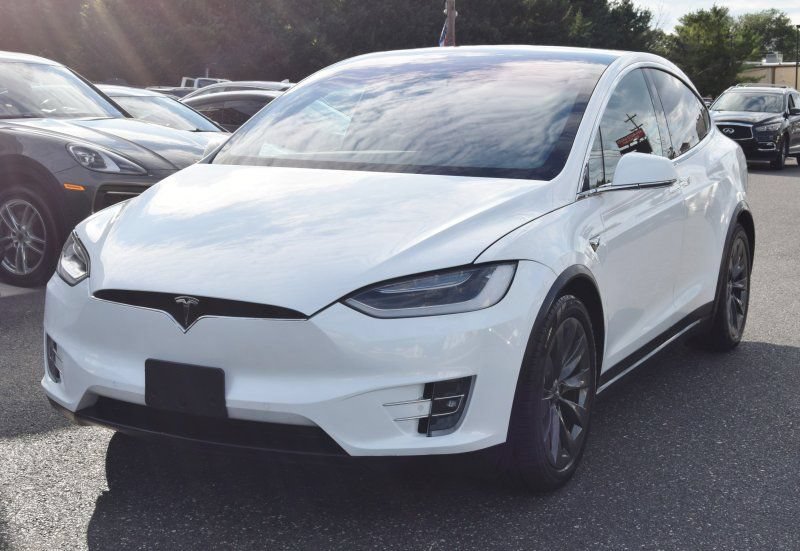 Used 2019 Tesla Model X 100D AWD/4WD image 4