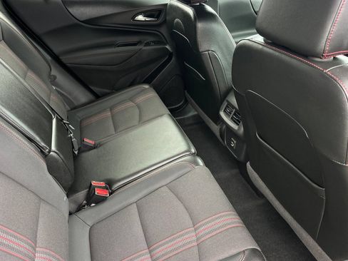 Used 2023 Chevrolet Equinox RS FWD image 19