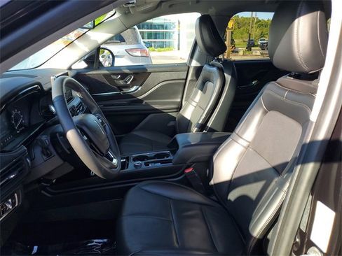 Used 2021 Lincoln Corsair AWD w/ Premium Package image 5