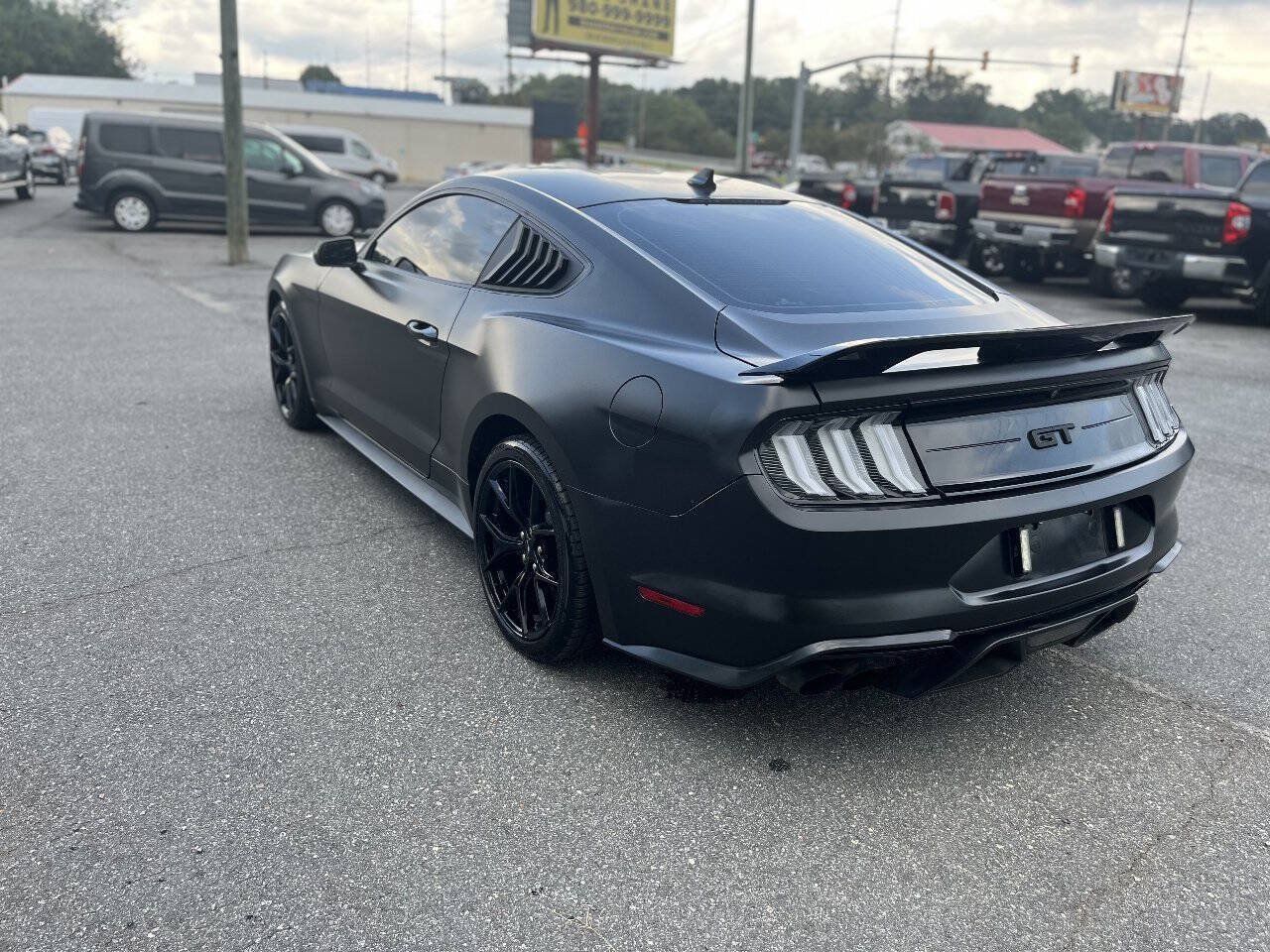 Used 2021 Ford Mustang GT RWD image 4