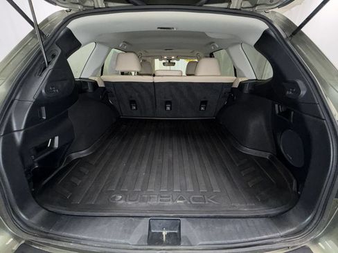 Used 2019 Subaru Outback 2.5i Limited AWD/4WD image 16