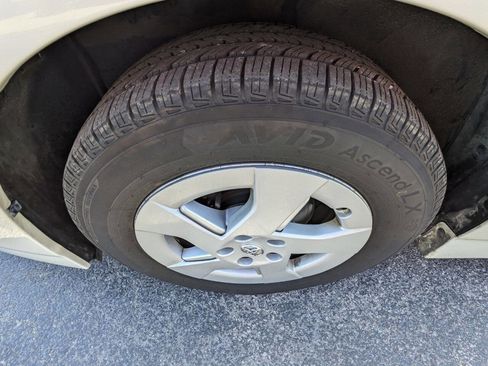 Used 2011 Toyota Prius Two image 20