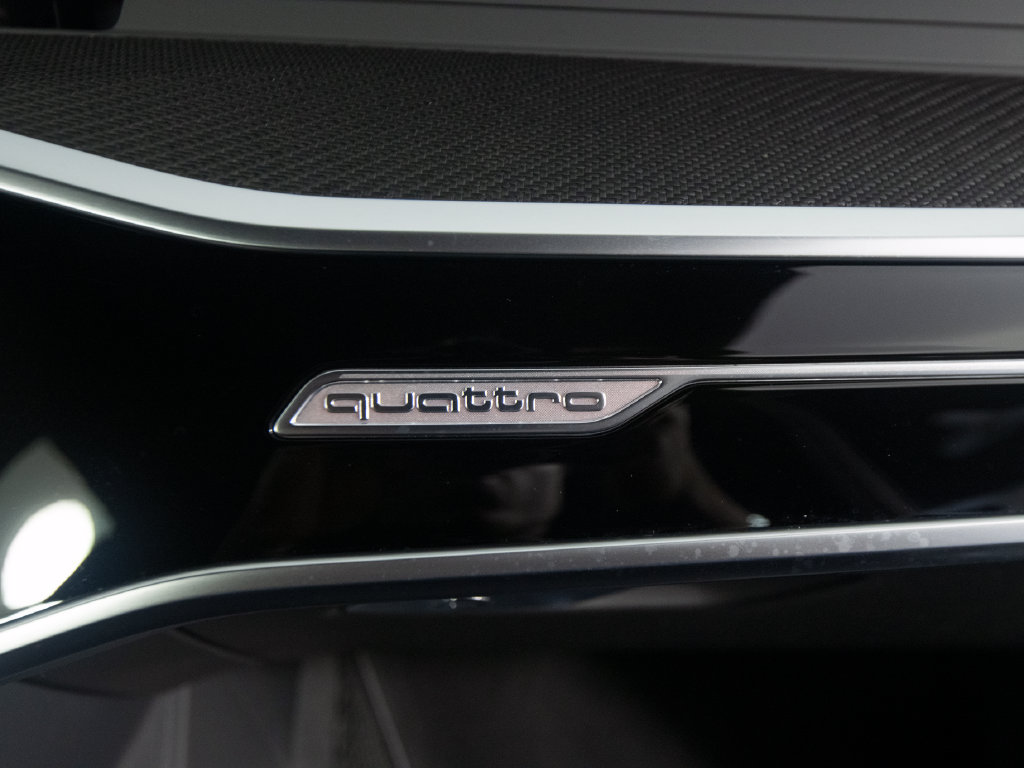 Used 2025 Audi RS 6 performance AWD/4WD image 35