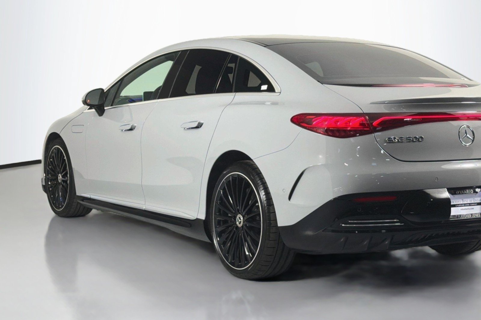 Certified 2023 Mercedes-Benz EQE 500 4MATIC Sedan image 15