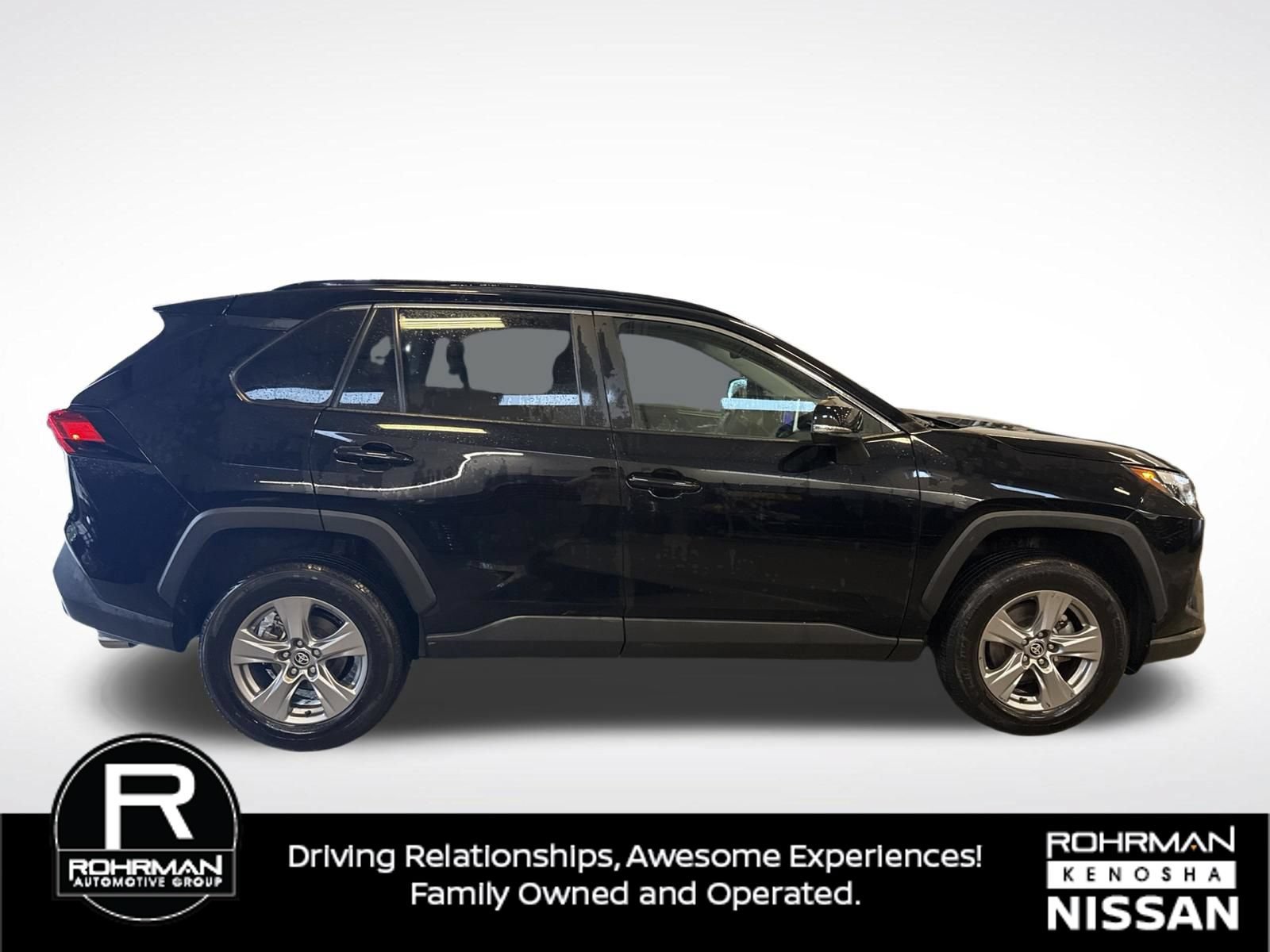 Used 2025 Toyota RAV4 XLE FWD image 6