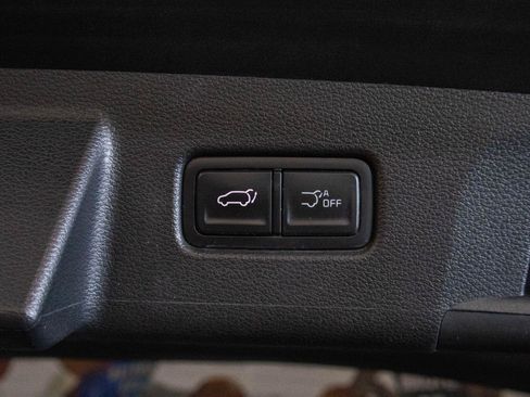 Used 2025 Kia Telluride S FWD image 26