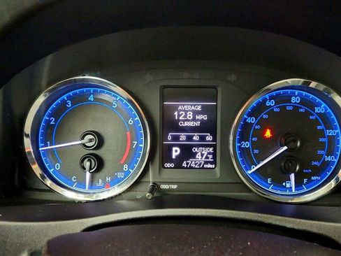 Used 2019 Toyota Corolla LE image 14