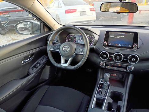 Used 2024 Nissan Sentra SV FWD image 16