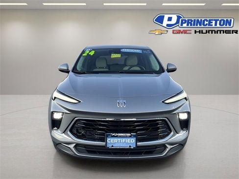 Used 2024 Buick Encore GX Preferred image 2