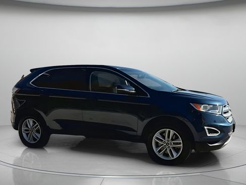 Certified 2017 Ford Edge SEL w/ Equipment Group 201A image 34