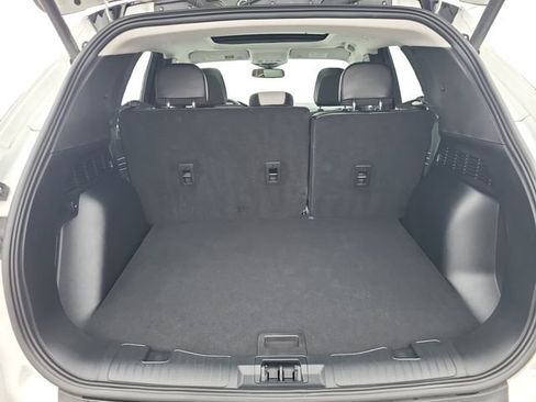 Used 2024 Ford Escape SE w/ PHEV Premium Package image 24