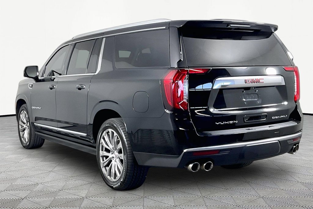 Certified 2022 GMC Yukon XL Denali w/ Denali Reserve Package AWD/4WD image 4