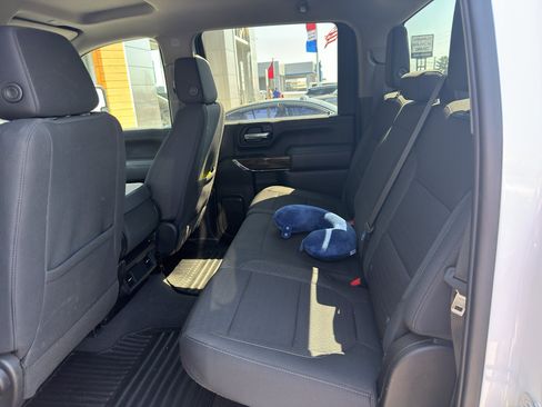 Used 2023 GMC Sierra 2500 SLE image 5