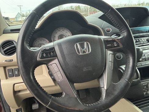 Used 2012 Honda Pilot Touring image 10