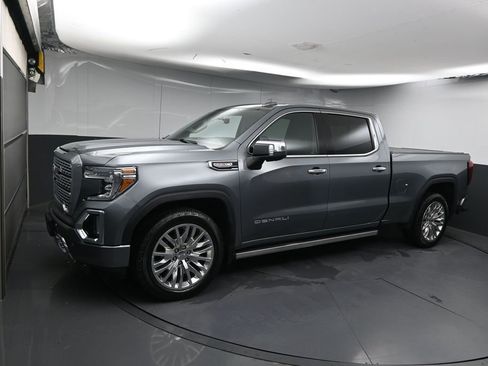 Used 2019 GMC Sierra 1500 Denali w/ Denali Ultimate Package AWD/4WD image 1