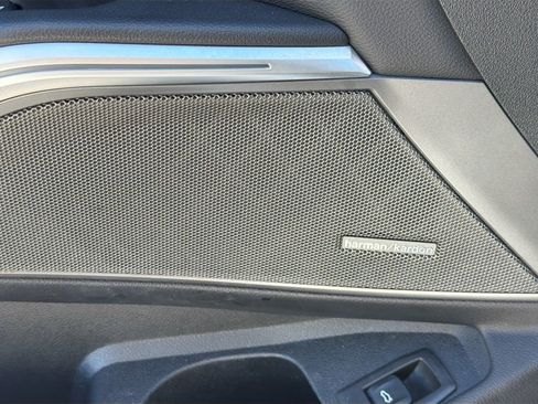 Used 2019 BMW 330i 330i w/ M Sport Package image 24