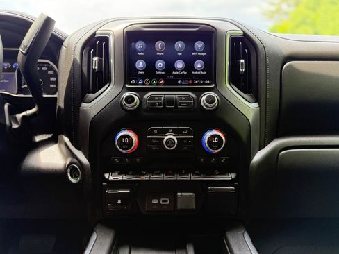 Used 2023 GMC Sierra 2500 Denali AWD/4WD image 24