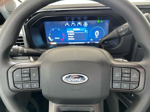 New 2026 Ford F250 XLT w/ XLT Premium Package AWD/4WD image 37