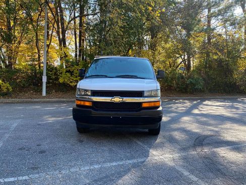 Used 2020 Chevrolet Express 2500 w/ Driver Convenience Package image 2