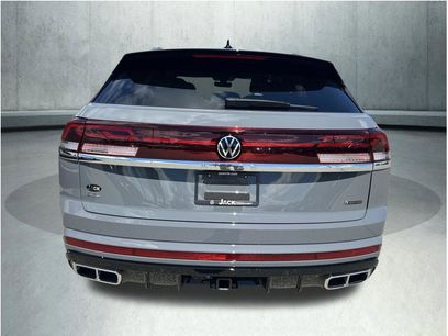 New 2026 Volkswagen Atlas Cross Sport SEL Premium R-Line