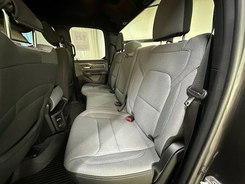 Used 2021 RAM 1500 Big Horn AWD/4WD image 17