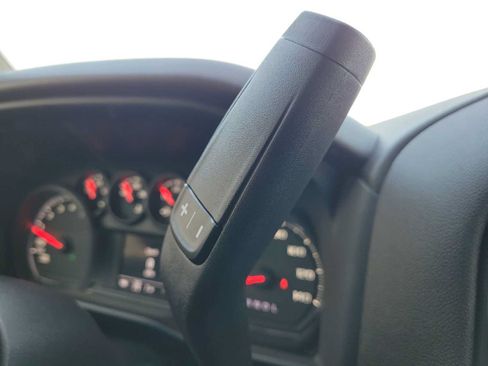 Used 2026 Chevrolet Silverado 1500 Custom Trail Boss w/ Turbomax Blackout Package AWD/4WD image 25