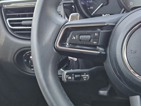 Certified 2025 Porsche Macan S image 26