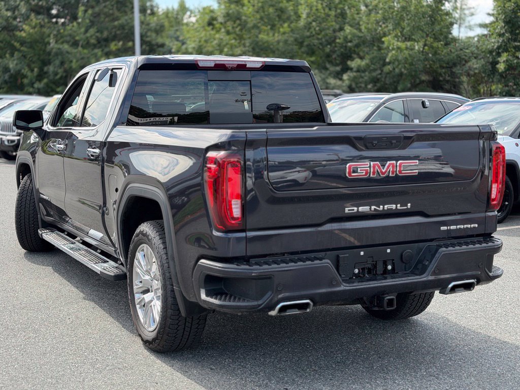Used 2025 GMC Sierra 1500 Denali w/ Technology Package AWD/4WD image 3