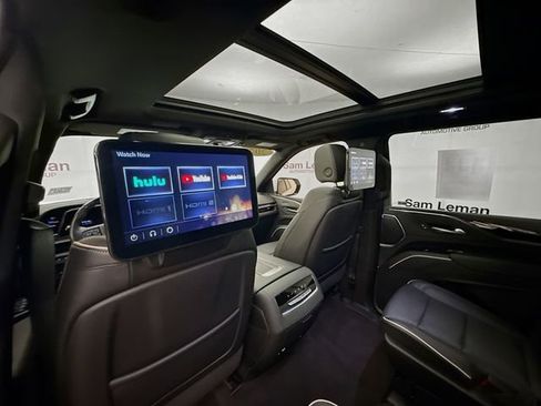Used 2023 Cadillac Escalade ESV Sport AWD/4WD image 37