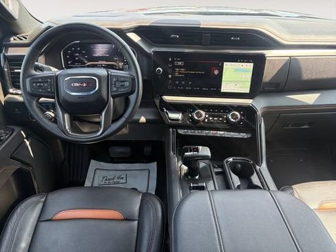 Used 2025 GMC Sierra 1500 AT4 w/ AT4 Premium Package AWD/4WD image 10