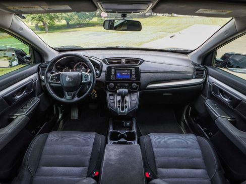 Used 2019 Honda CR-V LX image 2