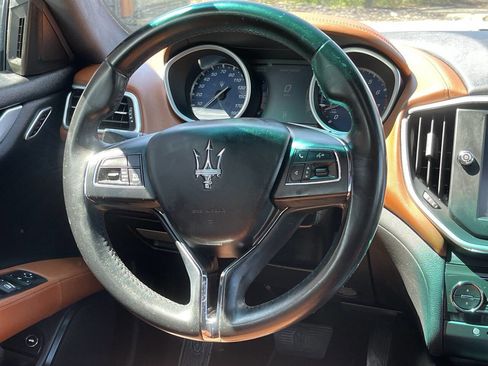 Used 2016 Maserati Ghibli S Q4 AWD/4WD image 19