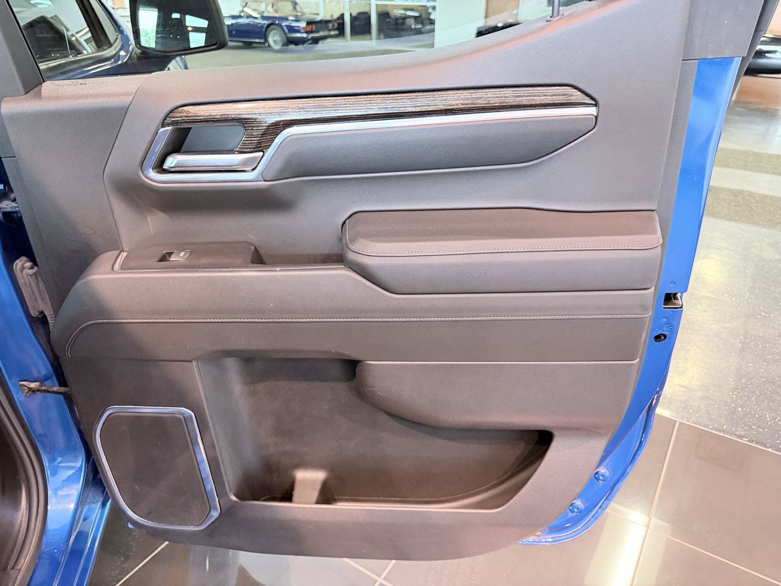 Used 2024 GMC Sierra 1500 Elevation AWD/4WD image 24