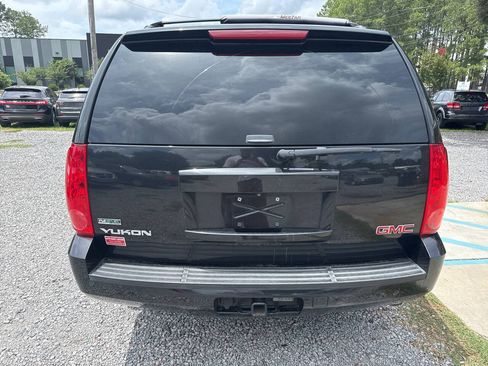 Used 2011 GMC Yukon SLT RWD image 4
