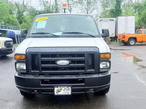 Used 2014 Ford E-350 and Econoline 350 Super Duty RWD image 6