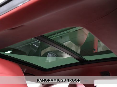 Used 2022 Lamborghini Urus image 4