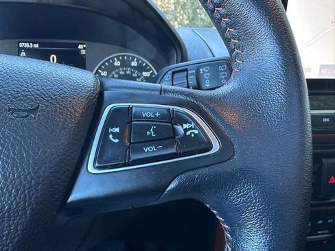 Used 2021 Ford EcoSport SE w/ SE Convenience Package image 15