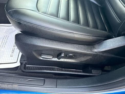 Used 2024 Ford Edge SEL w/ Convenience Package image 29