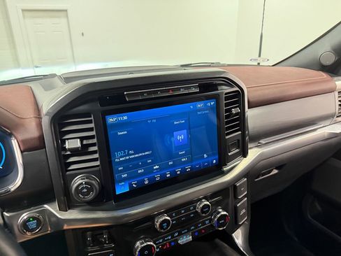 Used 2022 Ford F150 Lariat w/ Equipment Group 502A High image 79