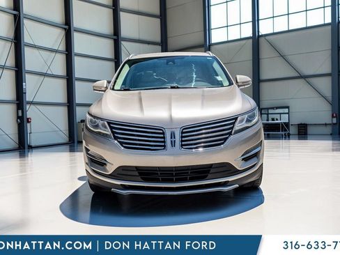 Used 2017 Lincoln MKC Select w/ Lincoln MKC Climate Package FWD image 25