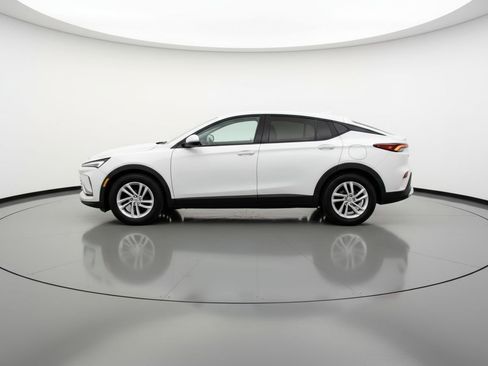 Used 2025 Buick Envista Preferred image 5