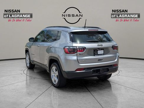 Used 2022 Jeep Compass Latitude w/ Convenience Group AWD/4WD image 12